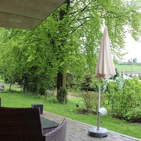 Constance Garden Comfortable * טטנאנג